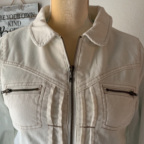 Roxy Cord Vintage Jacket - Picture 7 of 9